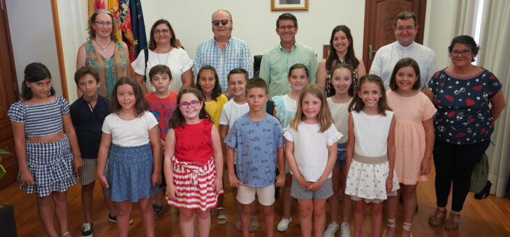 LOS ANGELETS VISITAN A LA PURÍSIMA Y EL AYUNTAMIENTO DE ONTINYENT